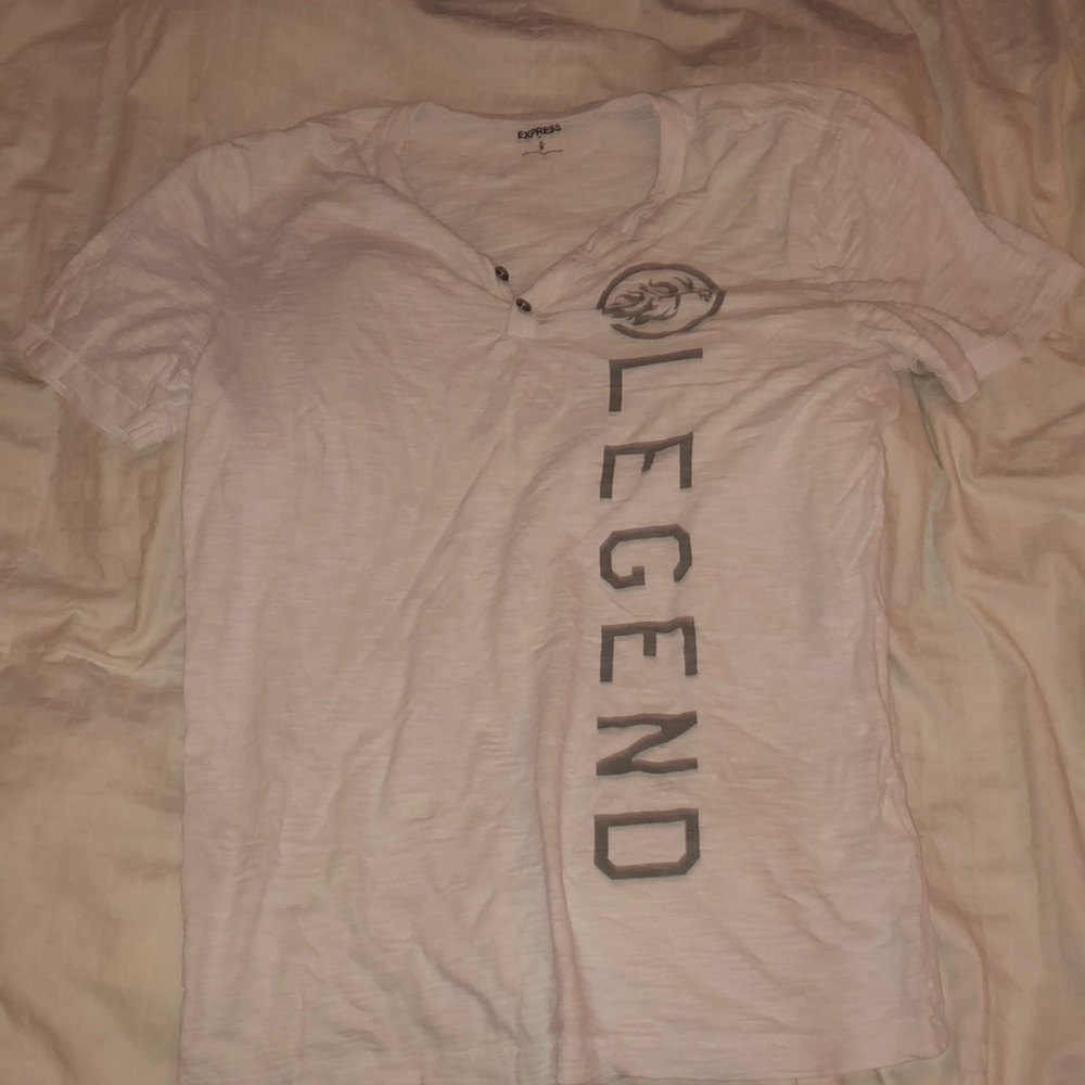 Men’s Express Legend tee shirt
